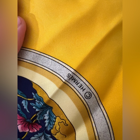 Hermes Qu Importe Le Flacon Yellow Silk Scarf with Box - Picture 11 of 13